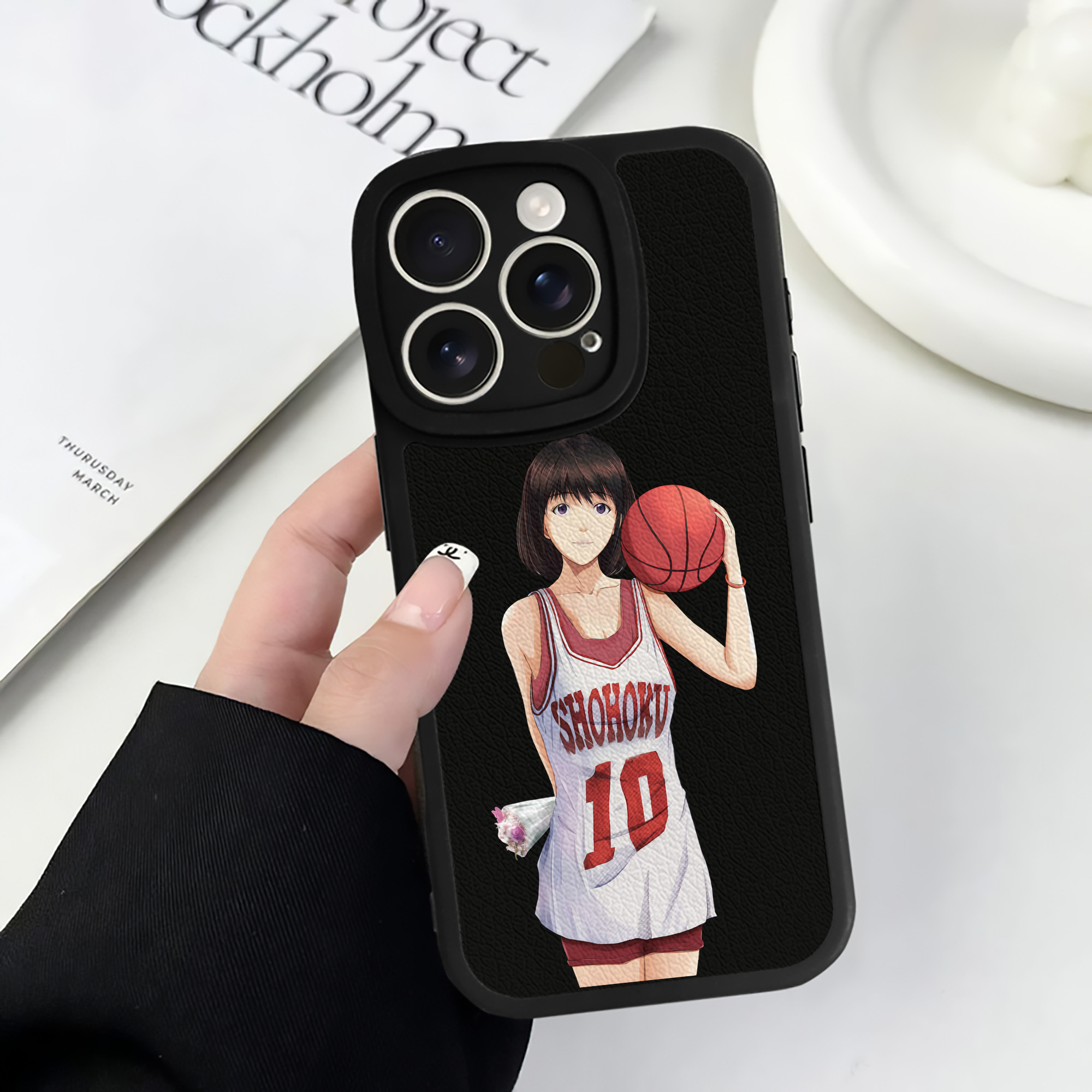 （画像用） SLAM DUNK／スラムダンク 【iPhone 16シリーズ対応】シリコンスマホケース（レザー調） 材質：シリコン